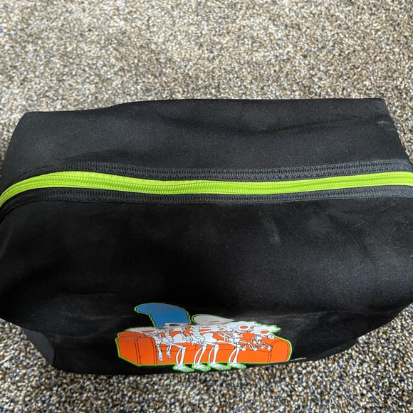 Makeup Revolution x The Simpsons Halloween Cosmetic Bag - Picture 2 of 4